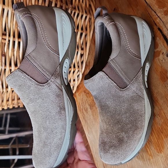 Skechers Suede Slip-On Shoe Tan - Picture 6 of 16